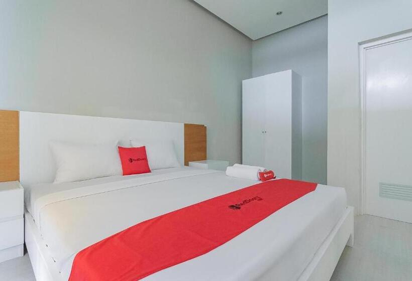 Семейный Номер, Reddoorz Resort Syariah Near D Castello Ciater Subang