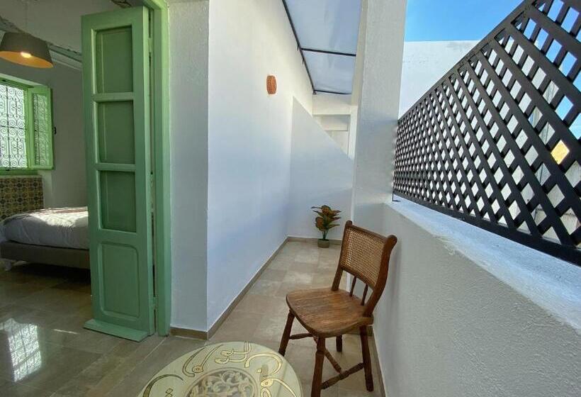 اتاق لوکس با بالکن, Dar El Kif  La Marsa