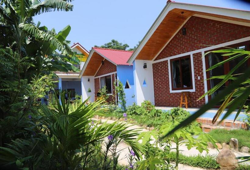 キングサイズベッドのスーペリアルーム, Phong Nha Friendly Home 2