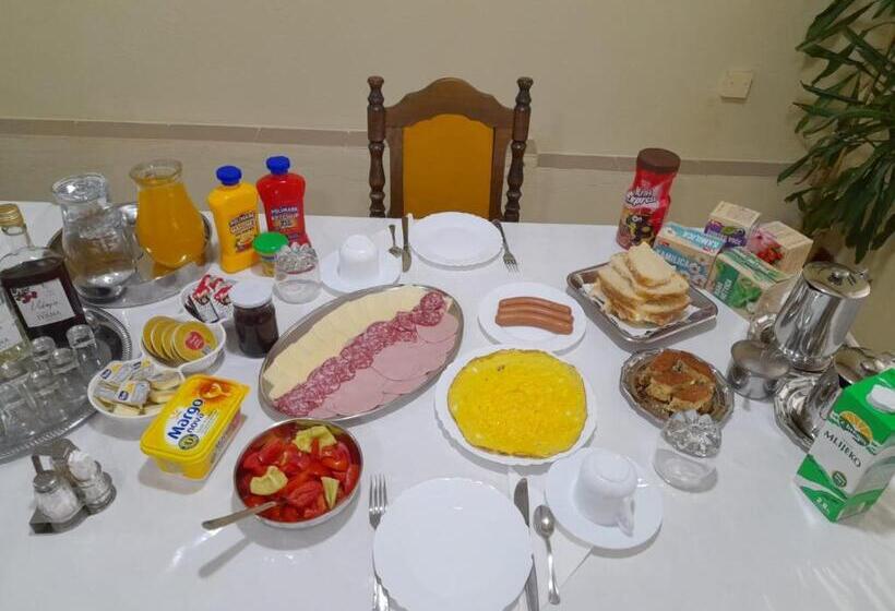 اتاق لوکس با بالکن, Rooms Ivana