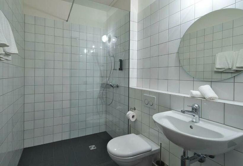 اتاق لوکس, Silo Design & Boutique Hostel Basel
