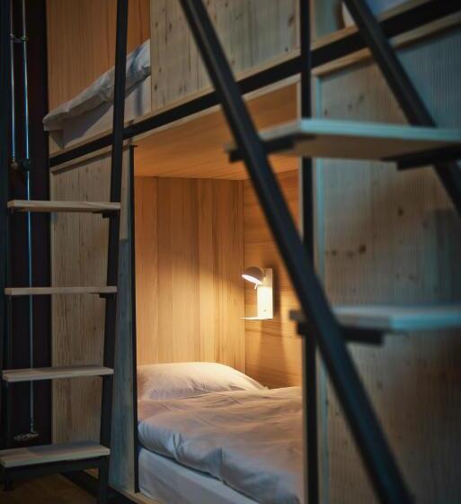 اتاق استاندارد با سرویس بهداشتی مشترک, Silo Design & Boutique Hostel Basel