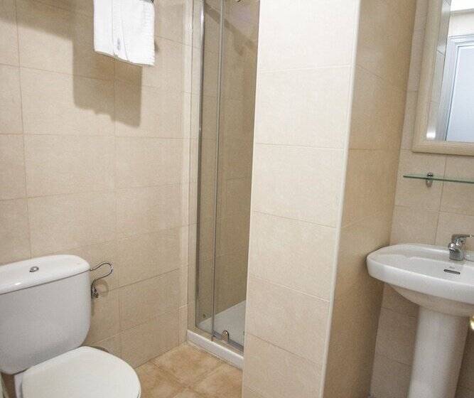 اتاق استاندارد, Hostal Santa Barbara