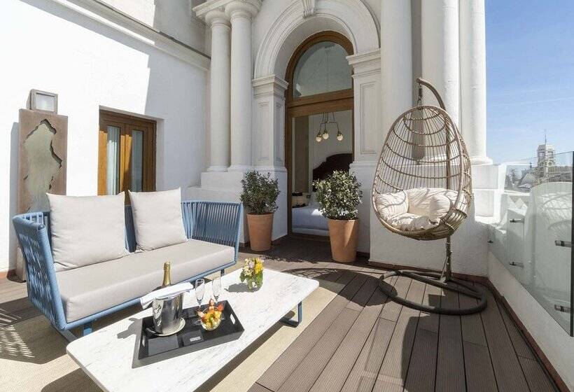 سوئیت جونیور با تراس, Boutique Hotel H10 Villa de La Reina