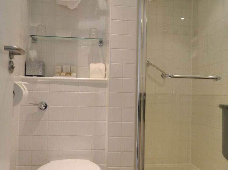 اتاق استاندارد با تخت دوبل, Hilton Garden Inn Glasgow City Centre