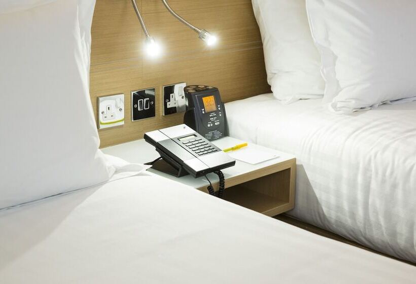 اتاق استاندارد, Hilton Garden Inn Glasgow City Centre