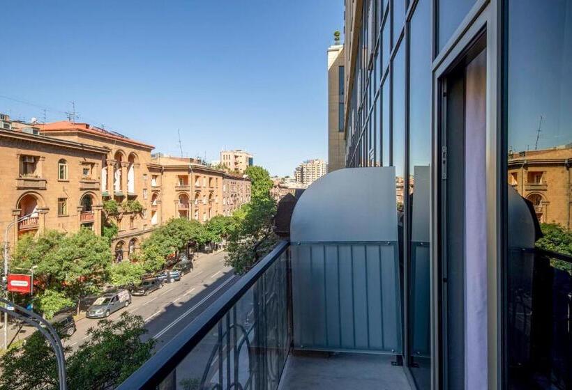 스탠다드 룸, Holiday Inn Yerevan   Republic Square, An Ihg
