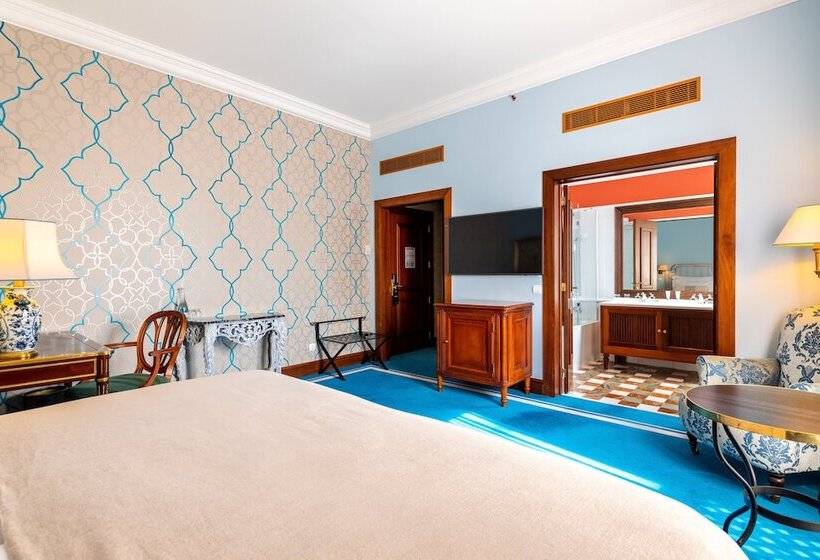 Quarto Deluxe Vista Cidade, Pestana Palace Lisboa Hotel & National Monument   The Leading Hotels Of The World