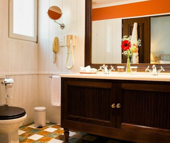 Quarto deluxe vista jardim, Pestana Palace Lisboa Hotel & National Monument   The Leading Hotels Of The World