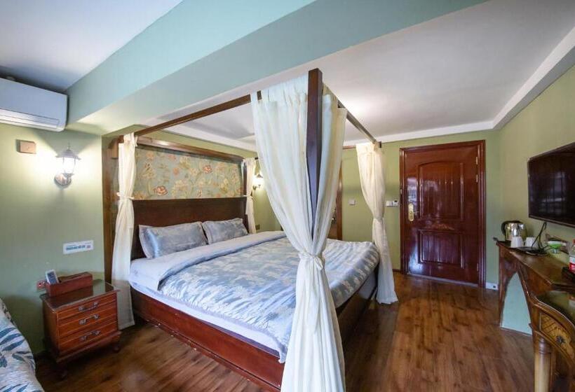 Номер Стандарт Вид на Реку, Flower Time Inn