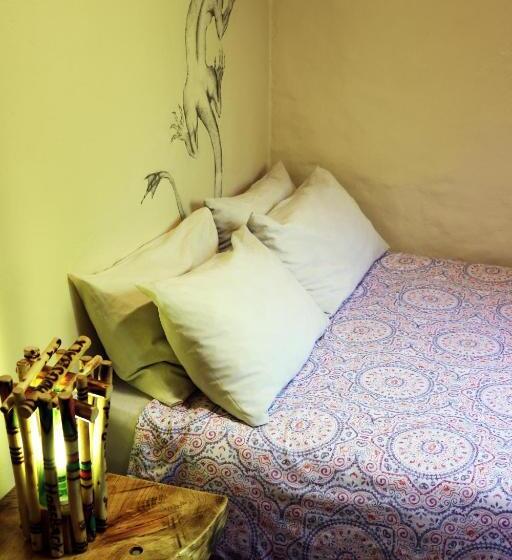 패밀리 스위트, Away With The Fairies Nature Lodge And Backpackers