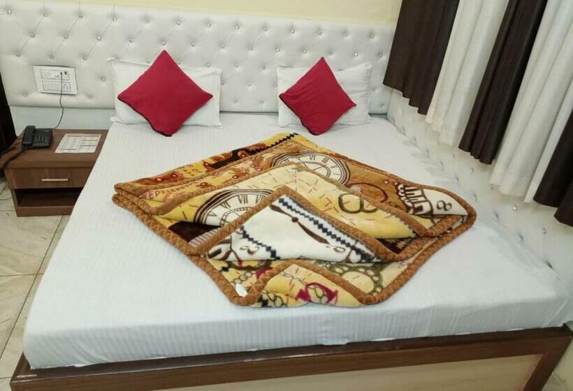 Номер Deluxe, Vinayak Inn