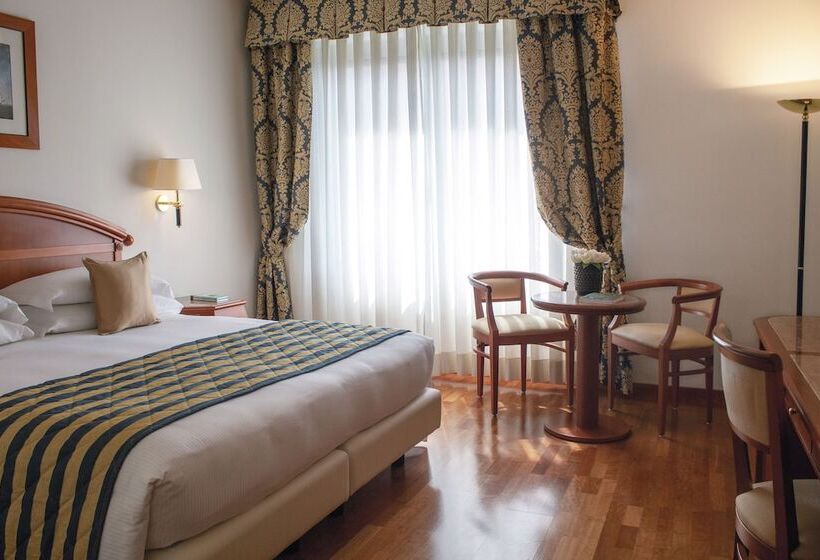 Номер Superior, Starhotels Vespucci