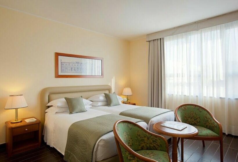 اتاق سوپریور, Starhotels Business Palace