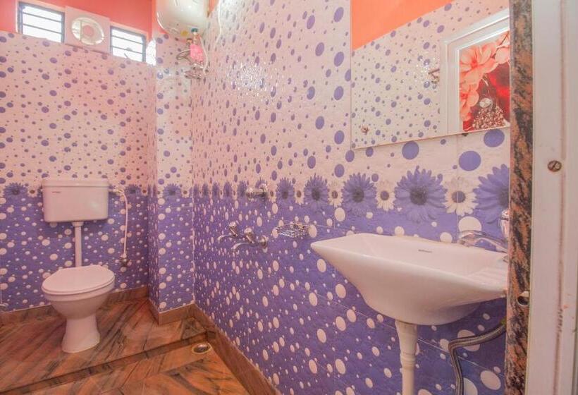 Трехместный Номер Классика, Kalpana Residency Inn