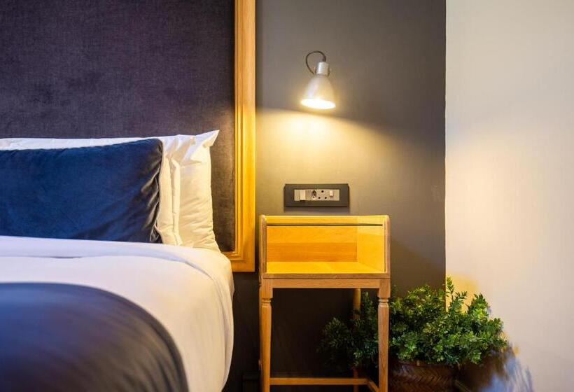 Номер Deluxe Вид на Город, Old Bank Hotel   Lion Roars Hotels & Lodges