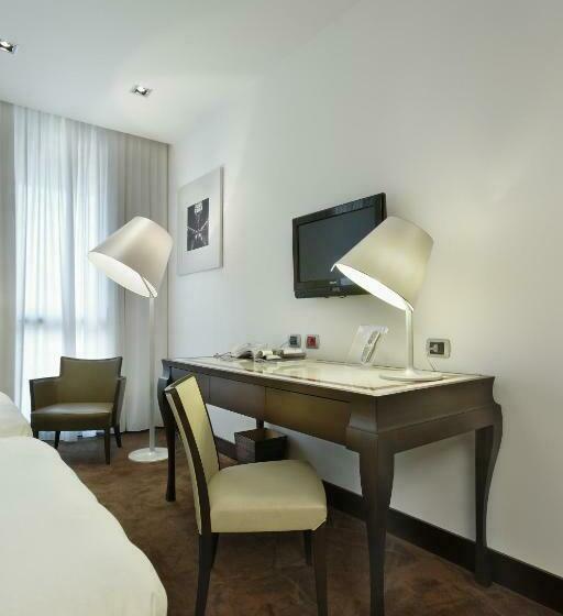 اتاق سوپریور, Unahotels Cusani Milano