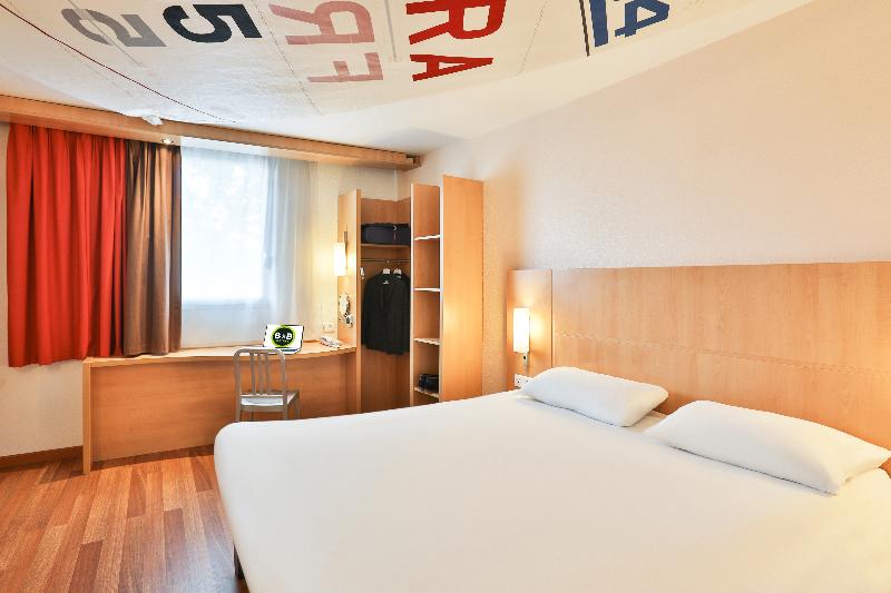 Номер Стандарт, B&B HOTEL Les Sables-d'Olonne Centre Gare