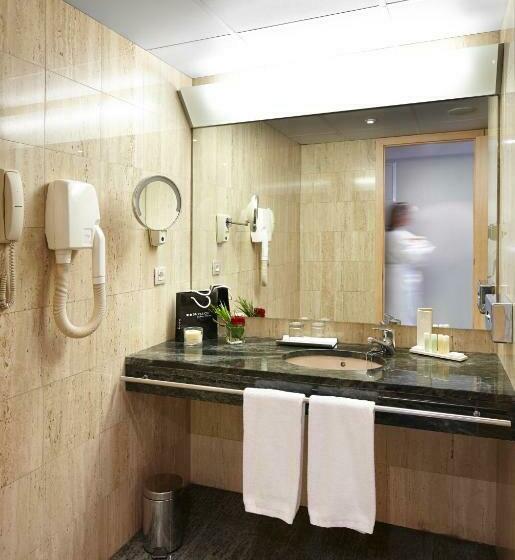 小型套房, Hesperia Andorra