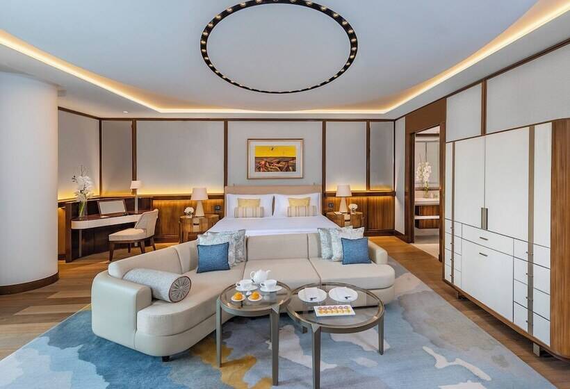 سوییت جونیور, Mandarin Oriental Al Faisaliah, Riyadh