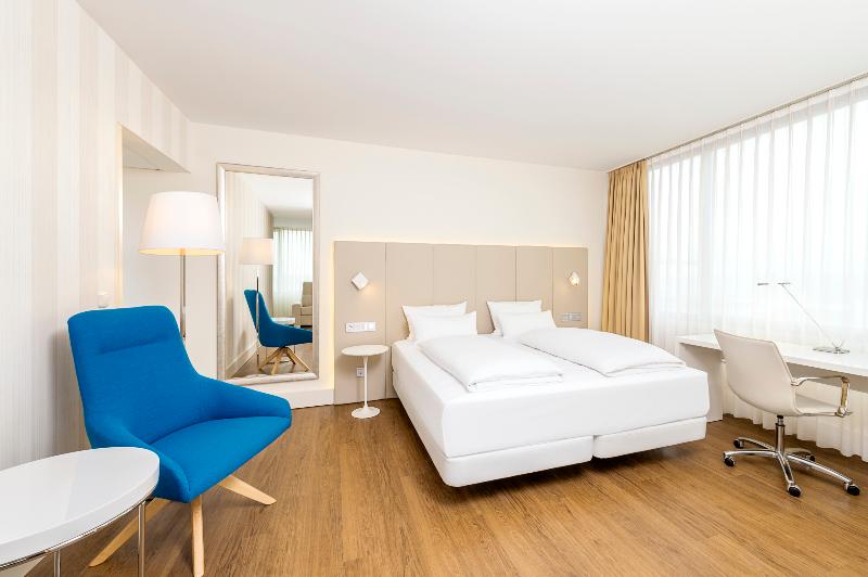 Junior Suite, NH Geneva Airport