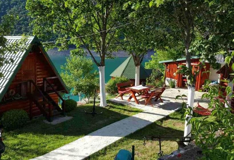 اتاق لوکس, B&b Konak