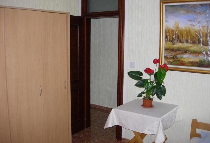 آپارتمان 2 خوابه با تراس, Rooms & Apartments Anka