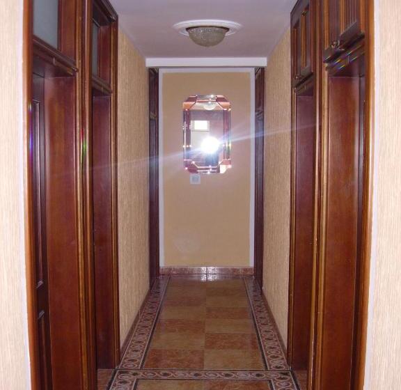 آپارتمان 2 خوابه با تراس, Rooms & Apartments Anka