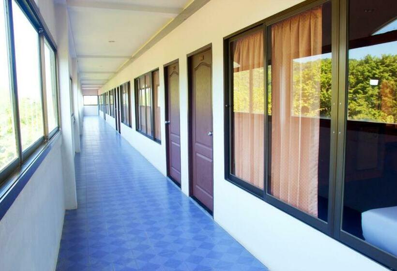 Четырехместный Номер Deluxe, Sichang Shine Khao Resort
