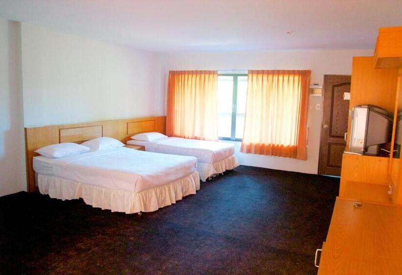 Трехместный Номер Deluxe, Sichang Shine Khao Resort