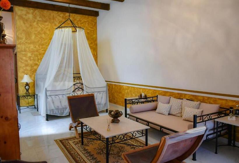 デラックススイート, Hacienda San Isidro