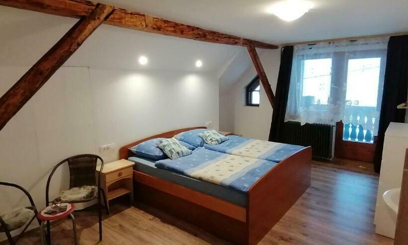 اتاق استاندارد با سرویس بهداشتی مشترک, Hostel, Rooms And Apartment Ceklin