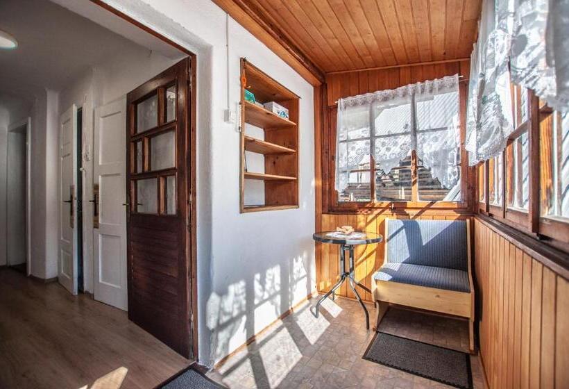 آپارتمان 2 خوابه, Hostel, Rooms And Apartment Ceklin