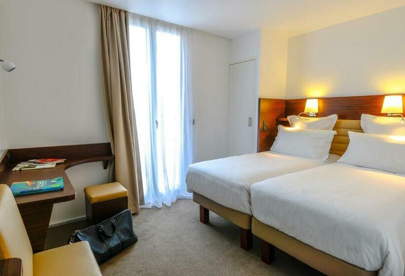 חדר סטנדרט עם מרפסת, Hôtel & Appartements Monsigny