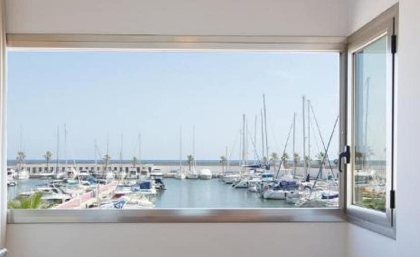シングルデラックスルーム, Port Sitges