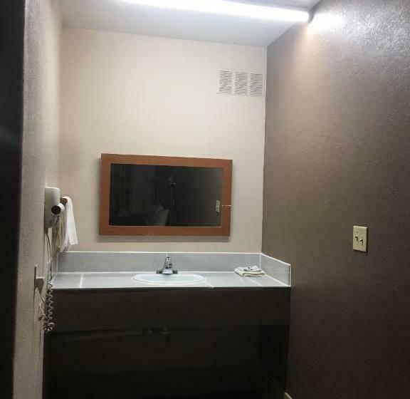 Номер Стандарт 2 Двуспальные Кровати, Executive Inn Laguna Vista