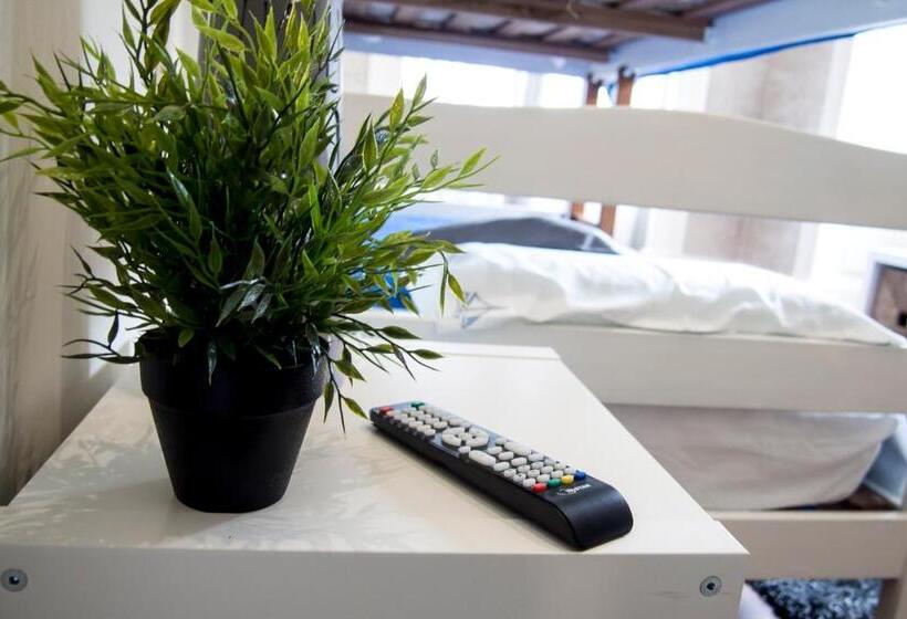 اتاق استاندارد با سرویس بهداشتی مشترک, Furabeach Alojamentos