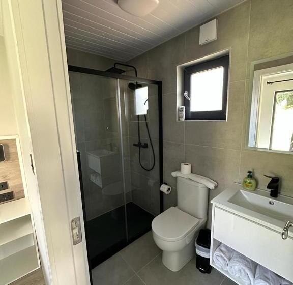 디럭스 방갈로, Ardilaun Guesthouse Self Catering