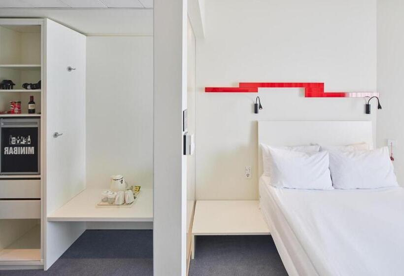 身障者適用スタンダードルーム, Holiday Inn Vilnius, An Ihg