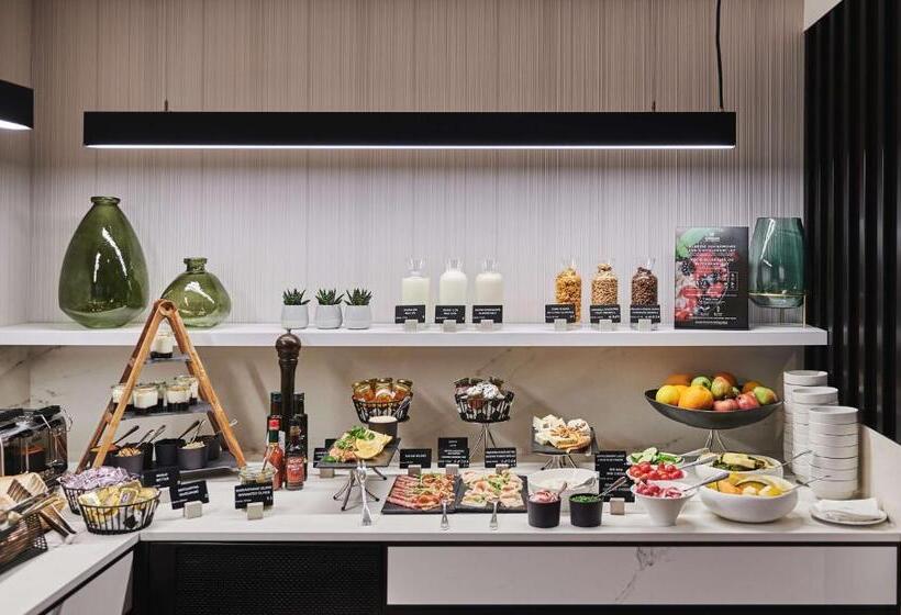 Президентский Люкс, Radisson Collection Hotel, Warsaw