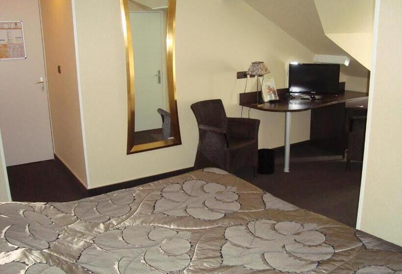 Номер Стандарт, Hôtel De La Croix D Or