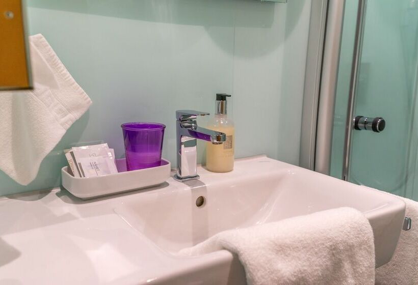 Номер Стандарт, Stadt Gut Hotel Filder