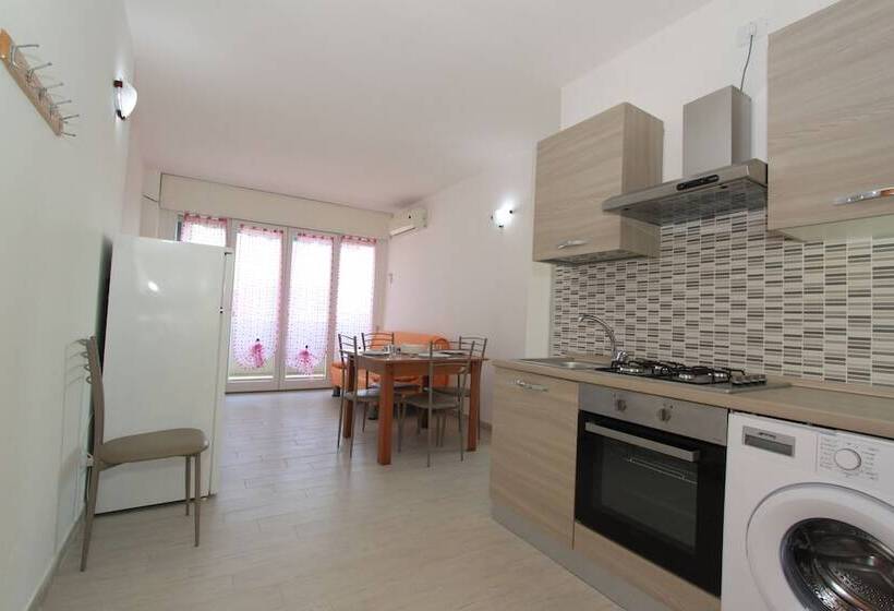 Апартаменты Economy 2 Спальни, Eco Del Mare Apartments