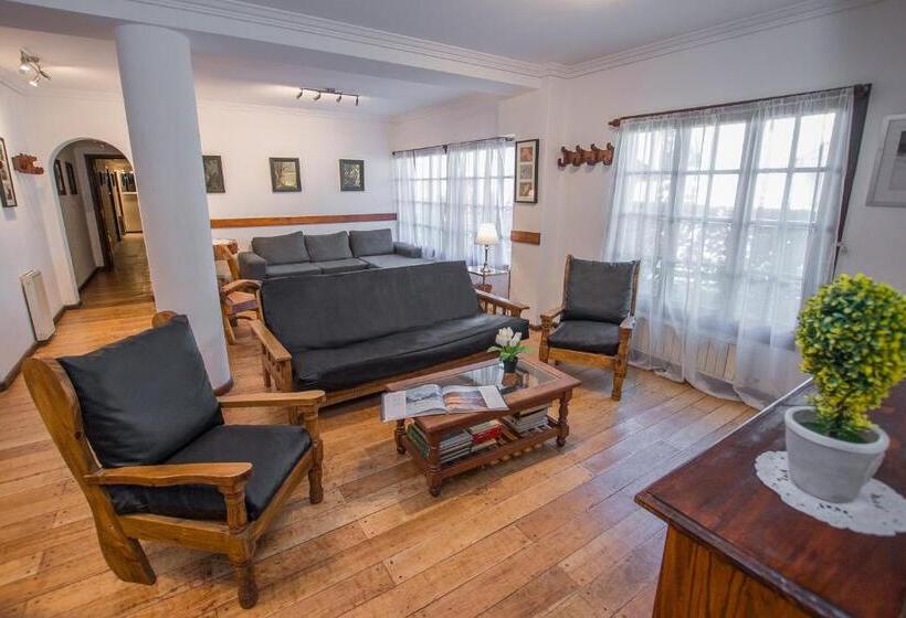 חדר אקונומי, Apart & Hotel La Fontaine   By Rotui