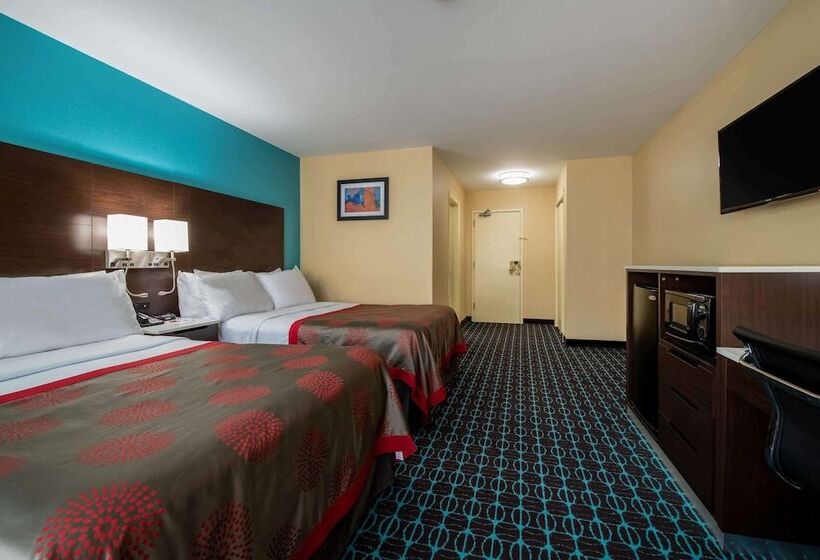 스위트, Ramada By Wyndham Groton Mystic