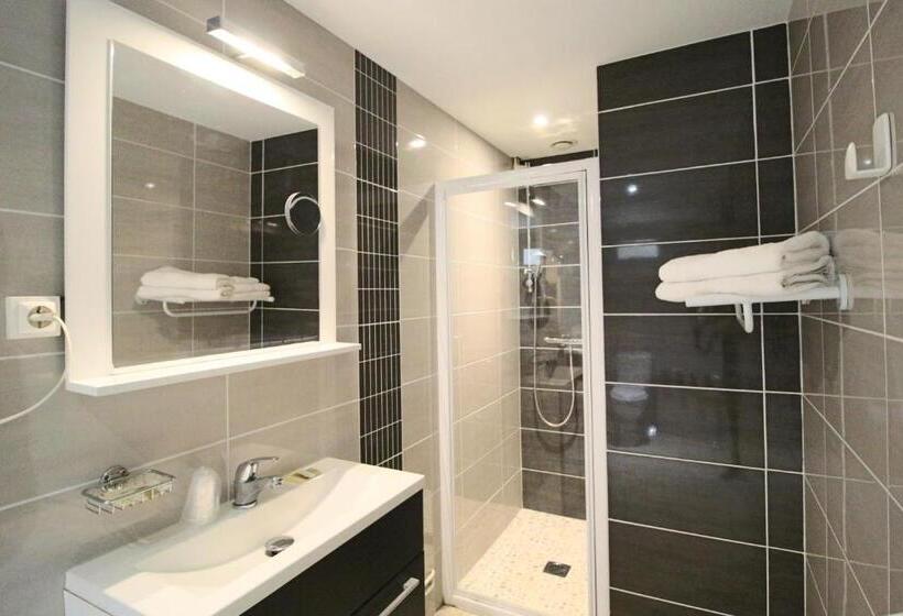 Номер Комфорт, Hôtel De La Plage
