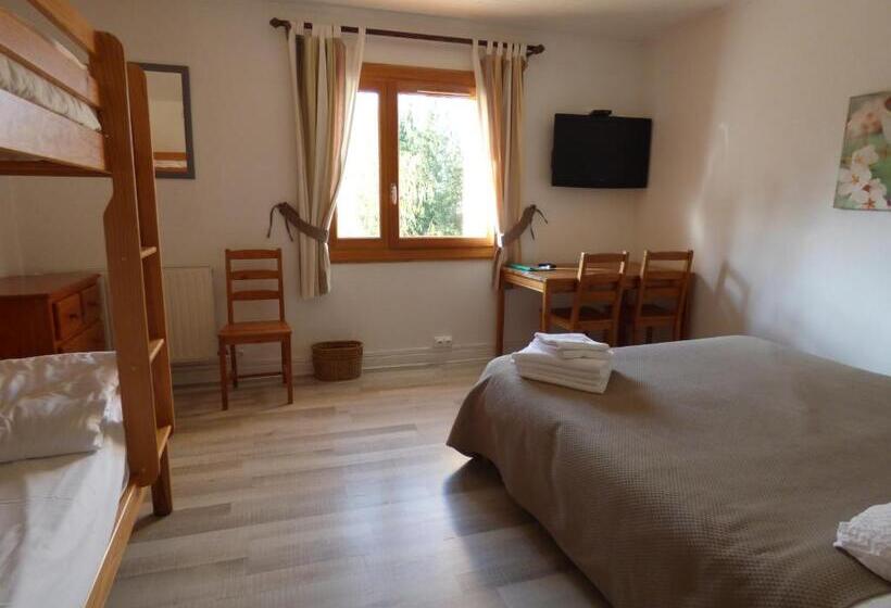Семейный Номер, Hôtel Logis La Crémaillère