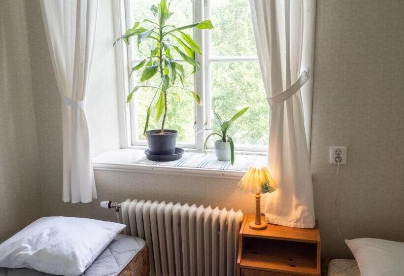 Номер Стандарт, Lindsbergs Kursgard And Hostel