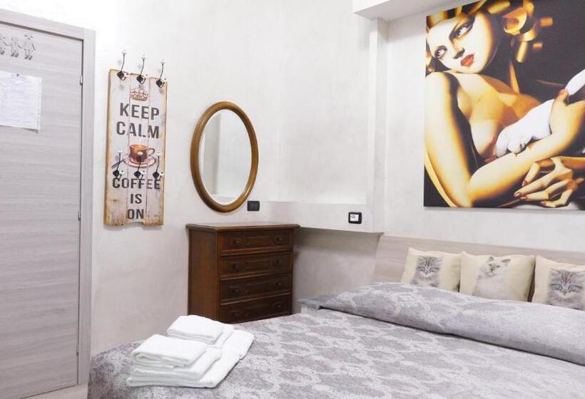 Chambre Standard, L Antenna