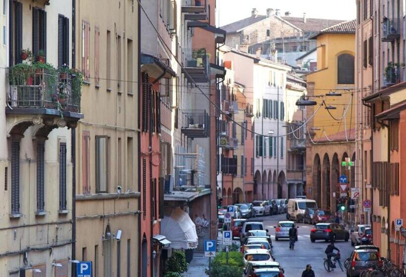 Chambre Standard Salle de Bain Extérieure, L Antenna